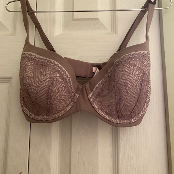 Victoria Secret Demi bra